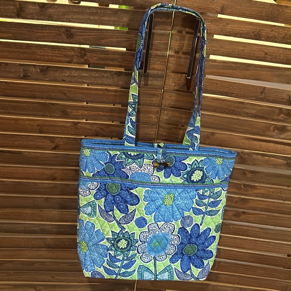 Vera Bradley doodle daisy tote